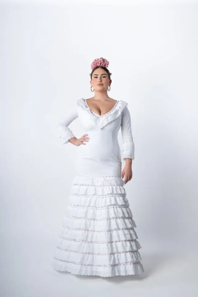 VIVA LA FERIA-MODA FLAMENCA Candelaria robe flamenca blanche artisanale