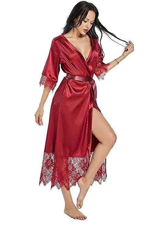 Esprit du Japon robe kimono satinée femme dentelle