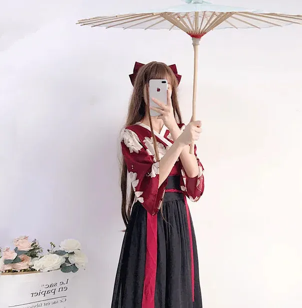 Esprit du Japon robe kimono fleurie ceinture obi rouge