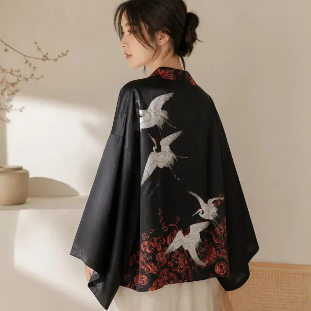 Esprit du Japon grues veste kimono femme noire satinée