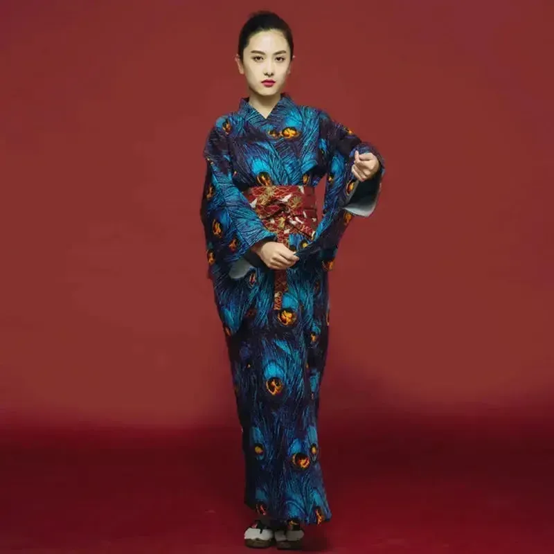 Japon Style Sanaé Kimono Femme Satin Taille S Plumes de Paon