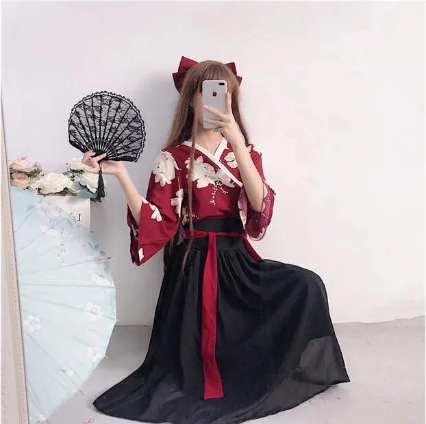 Esprit du Japon robe kimono fleurie ceinture obi rouge