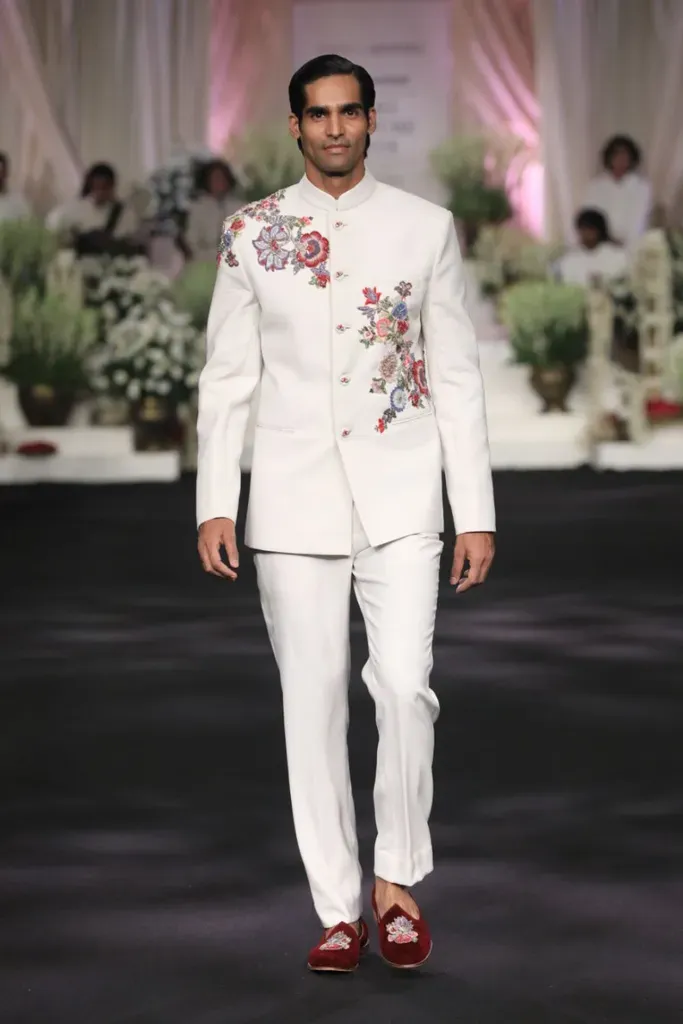 Rahul Mishra Anar Bel Bandhgala soie ivoire brodé