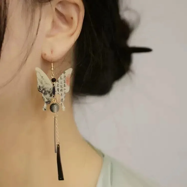 Esprit du Japon boucles d’oreilles papillon pendantes légères