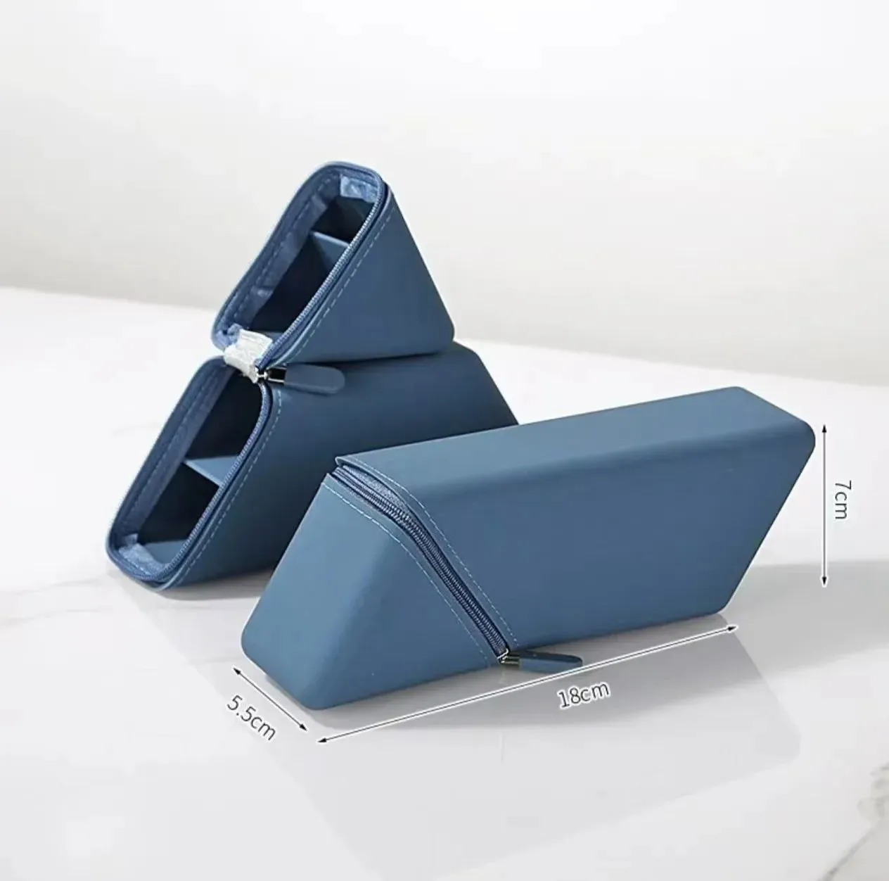 Esprit du Japon Trousse porte-stylos triangulaire en silicone