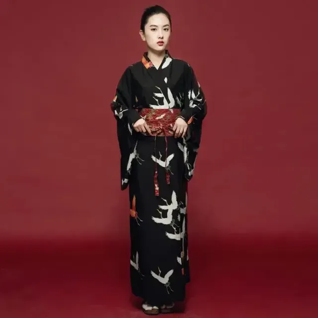 Japon style Kimono Japonais Noir Femme ‘hanaé’ kimono
