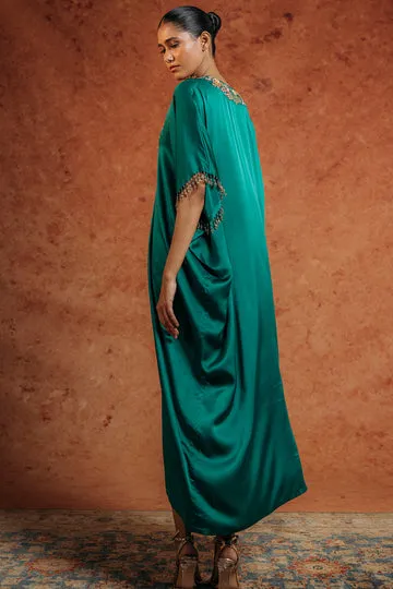Rahul Mishra Sundarbans Silk Satin Kaftan vert émeraude brodé