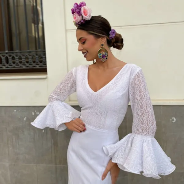 Viva La Feria Rociera Jerez chemisier dentelle blanc