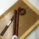 Esprit du Japon baguettes japonaises gravées bois paire