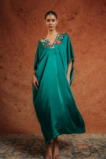 Rahul Mishra Sundarbans Silk Satin Kaftan vert émeraude brodé