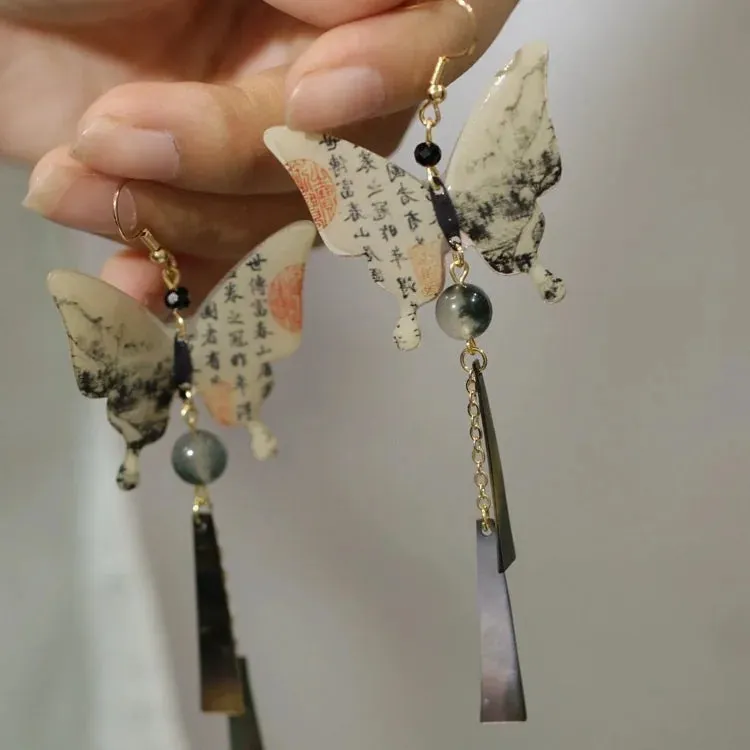 Esprit du Japon boucles d’oreilles papillon pendantes légères