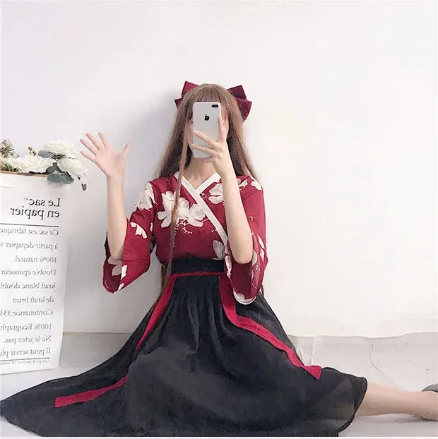 Esprit du Japon robe kimono fleurie ceinture obi rouge